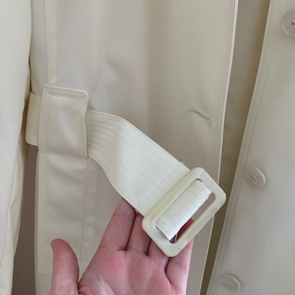 Vintage London fog yellow trenchcoat - Picture 2 of 5